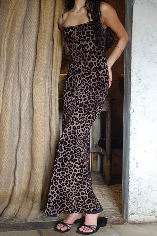 Slim Fit Camisole-Maxikleid mit eckigem Ausschnitt