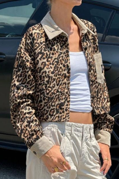 Cordmantel mit Knöpfen und Leopardenmuster