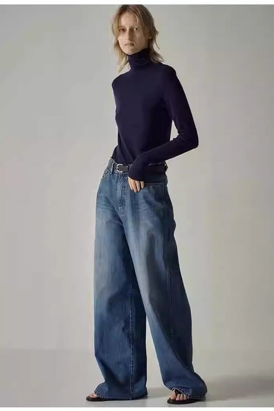 Schwarze Jeans mit weitem Bein und hoher Taille