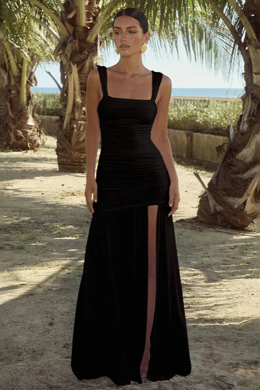 Rückenfreies, geschlitztes Camisole-Maxikleid aus Strick