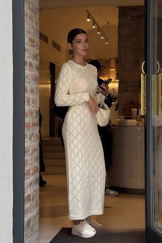 Robe longue ajustée à manches longues