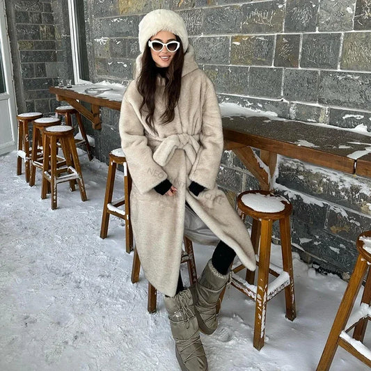 Neo Mint Belted Mink Fur Overcoat beige / XS