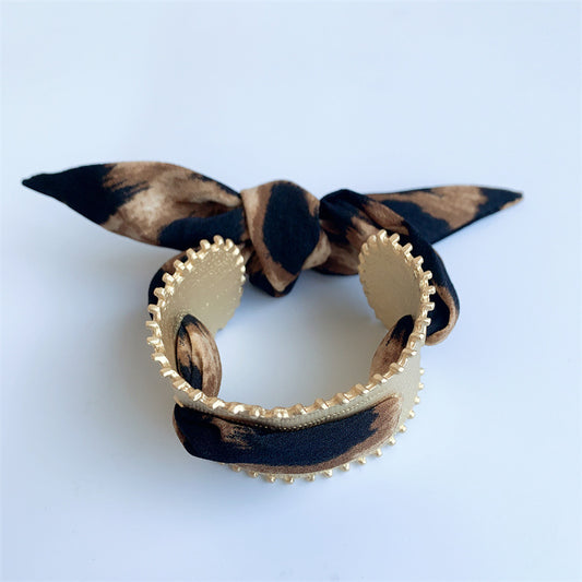 Vintage Color Scarf Matte Gold Open Bracelet