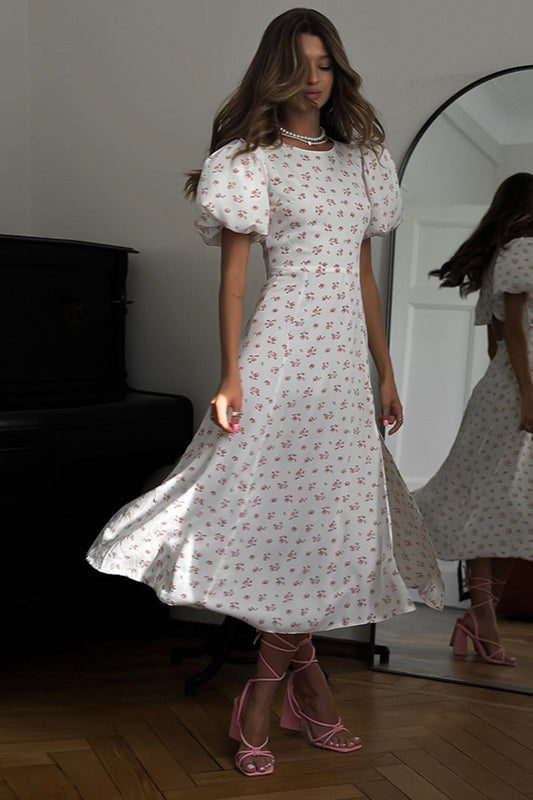 Rückenfreies Maxikleid mit Blumenmuster und Puffärmeln