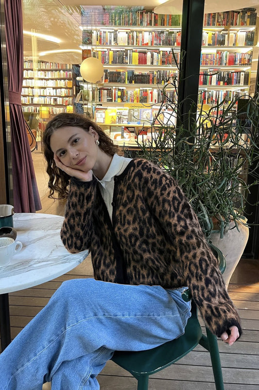 Cardigan rétro doux au toucher léopard