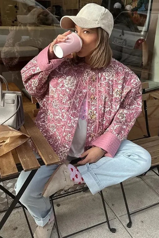 Wattierter Mantel mit Rundhalsausschnitt und Blumenmuster