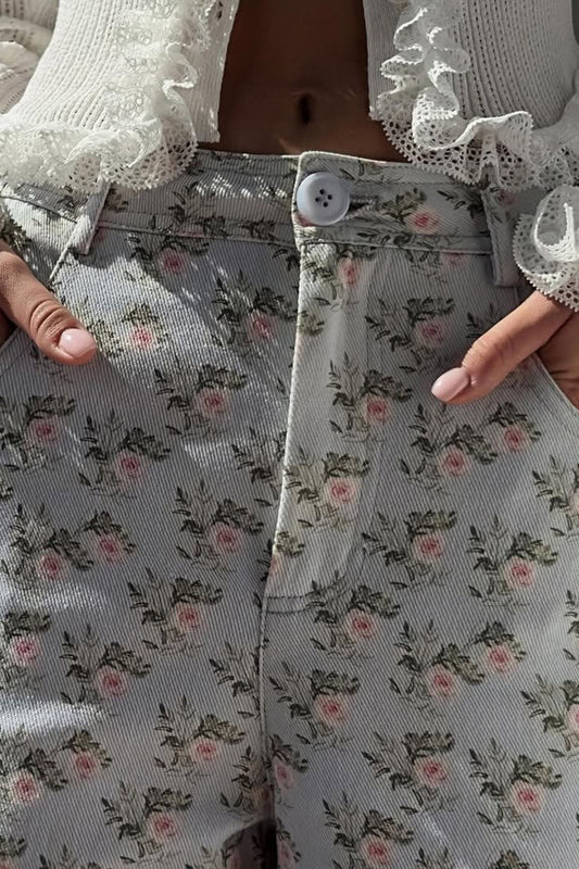 Vintage Jeans mit hellem Blumenmuster, hohem Bund und weitem Bein