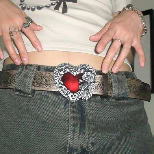 Dark Rebel 2000 Heart Clasp Belt red