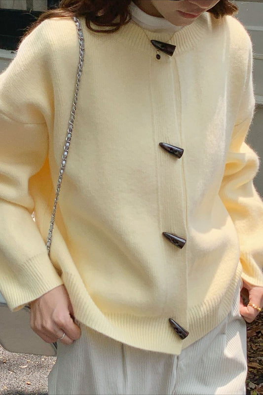 Retro Toggle-Button Loose Short Knit Cardigan