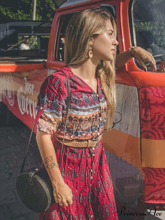 Flowered Bohemia With Gown Design And Full-Length 3/4 Sleeves M / Red Dresses