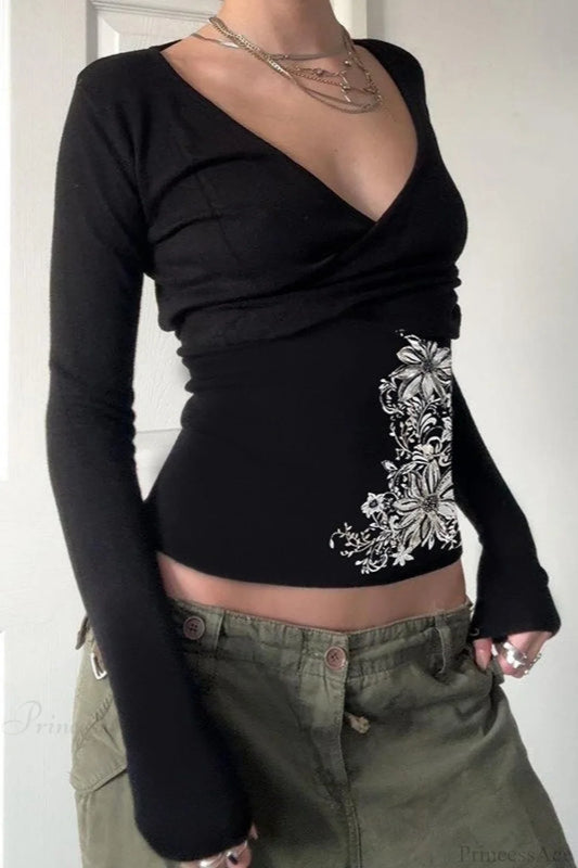 Vintage Floral Print V-Neck Black Slim Long Sleeve Tee
