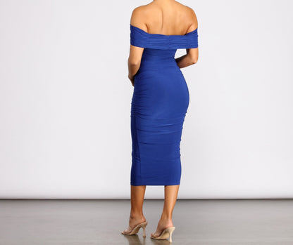 Off Shoulder Stylish Ruched Midi Dress