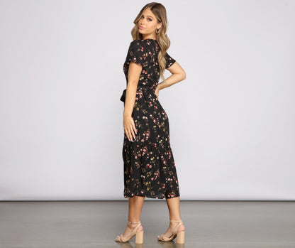 Sweet And Chic Charming Ditsy Floral Midi Dress