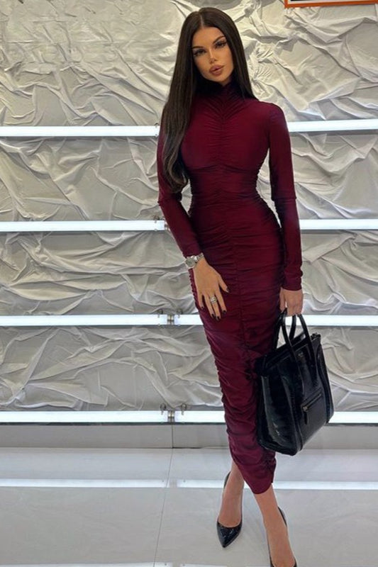 Robe longue rouge vintage à col haut