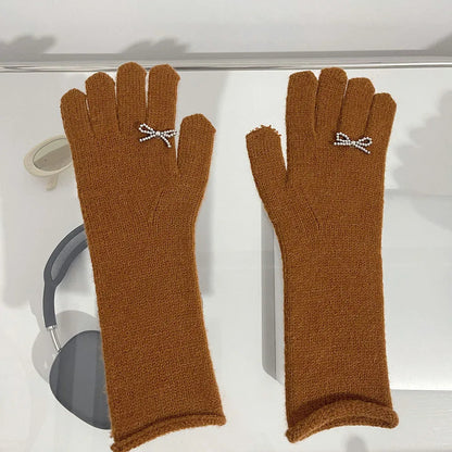 Vintage Red Wool Rabbit Full Finger Mittens for Winter Warmth