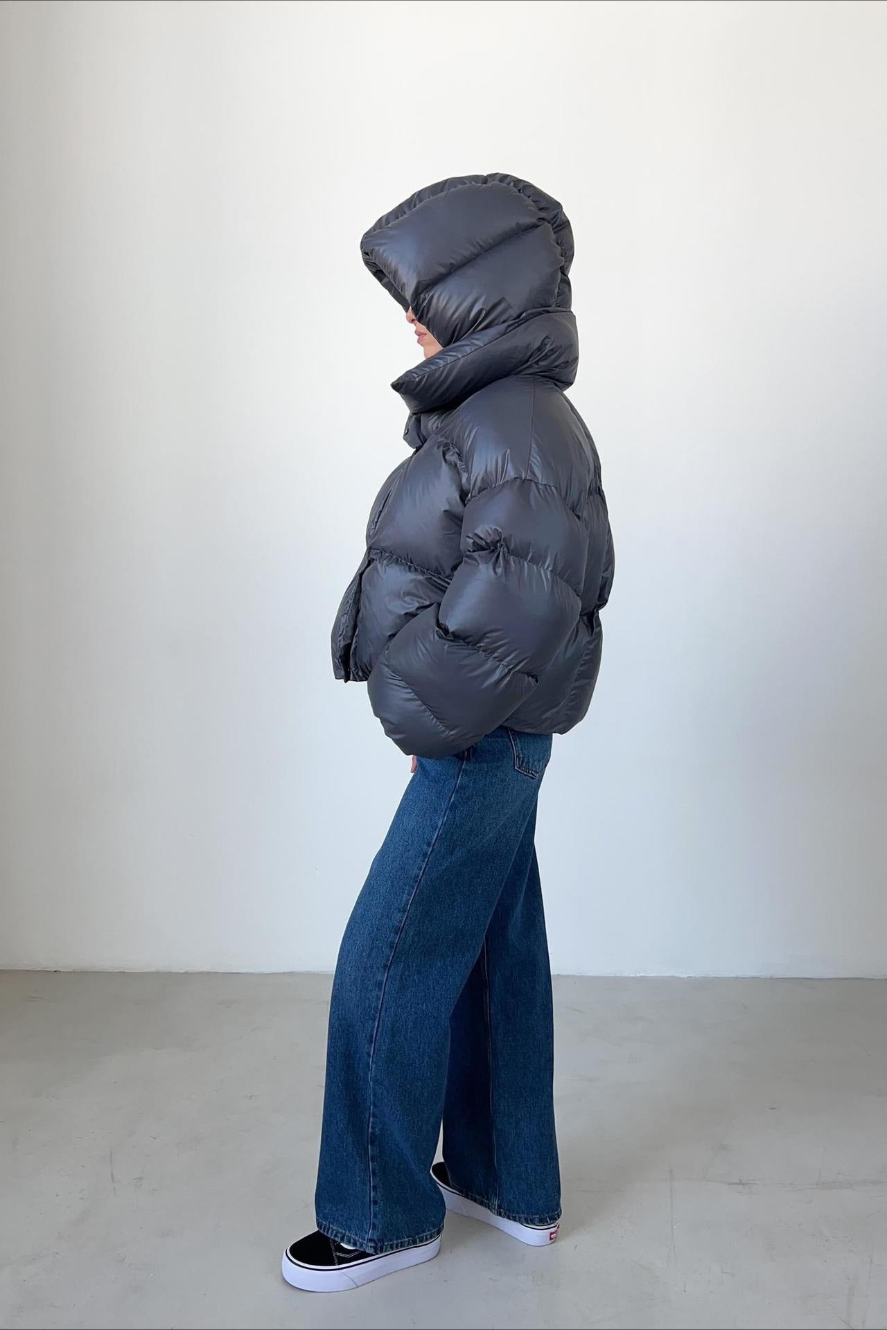 Short Hooded Puffer Jacket