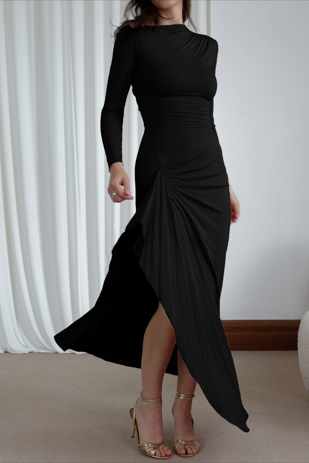 Slim Fit Pleated Long Sleeve Maxi Dress