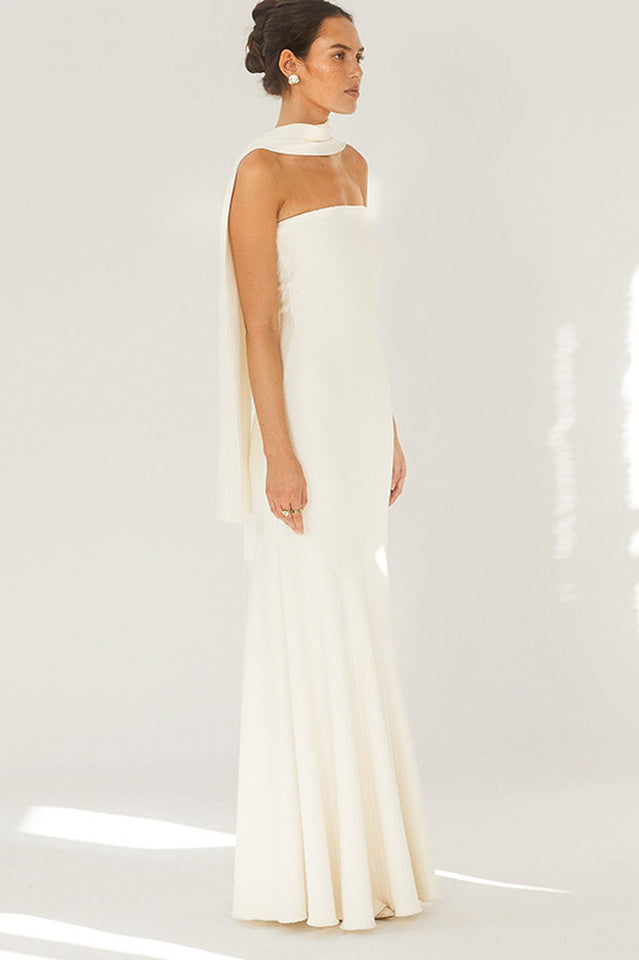 Juliana Elegant Maxi Dress