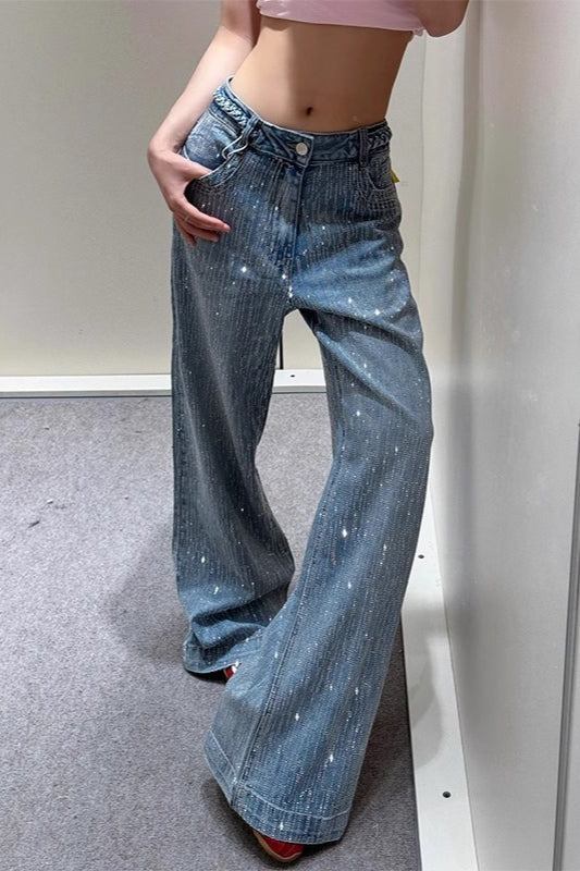 Jeans mit Strassverzierung