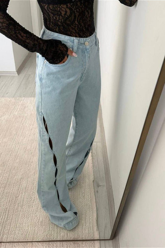 Vintage-Jeans mit Used-Look und Cut-outs 