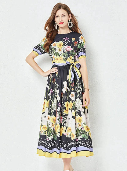 Vintage Short-Sleeve Printed Dress with Round Neck