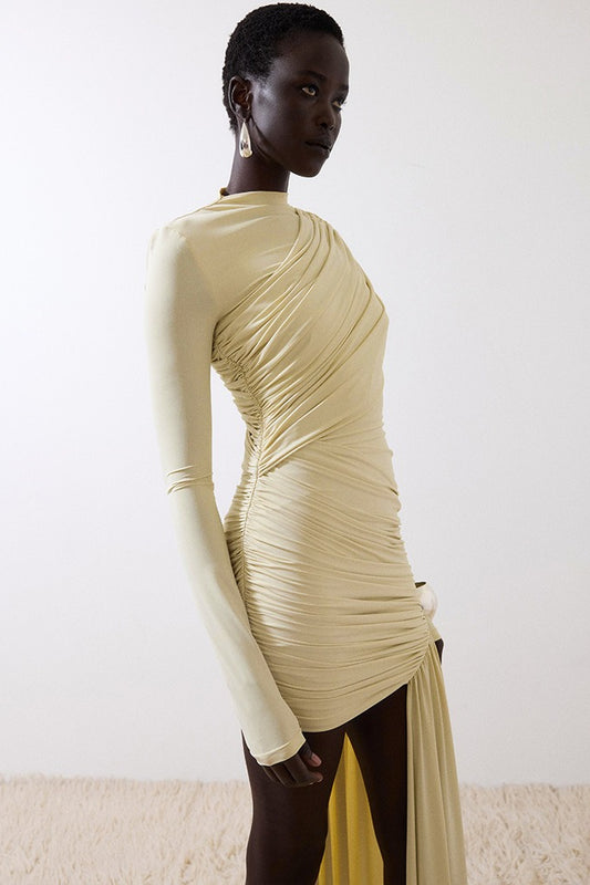 Gerafftes, asymmetrisches, schmal geschnittenes Minikleid mit Schleife