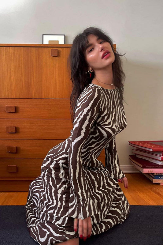 Figurbetontes Maxikleid mit Rundhalsausschnitt und Blumendruck