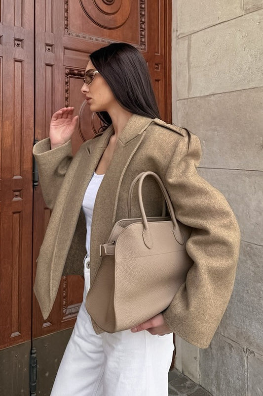 Vintage Blazer aus massiver Wolle mit weitem Kragen, Kurzmantel