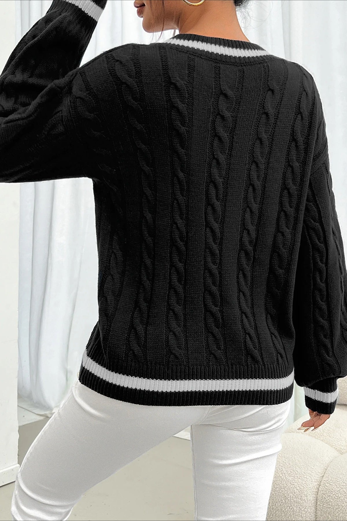 Colorblock Cable Knit V Neck Sweater