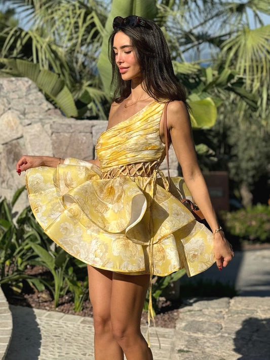 Kleid mit One-Shoulder-Ausschnitt, Rüschen und Blumenmuster