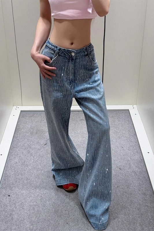 Jeans mit Strassverzierung