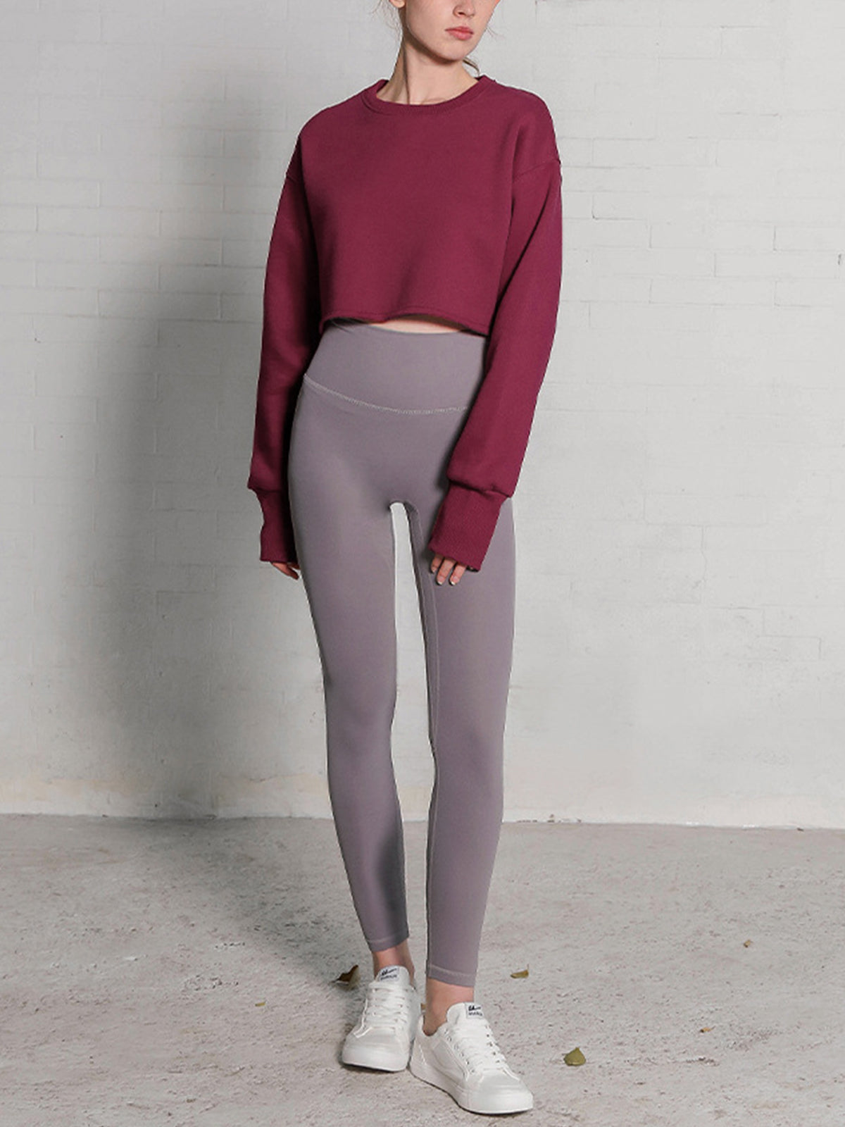 Fleece Lined Graceful Solid Cropped Sweatshirt