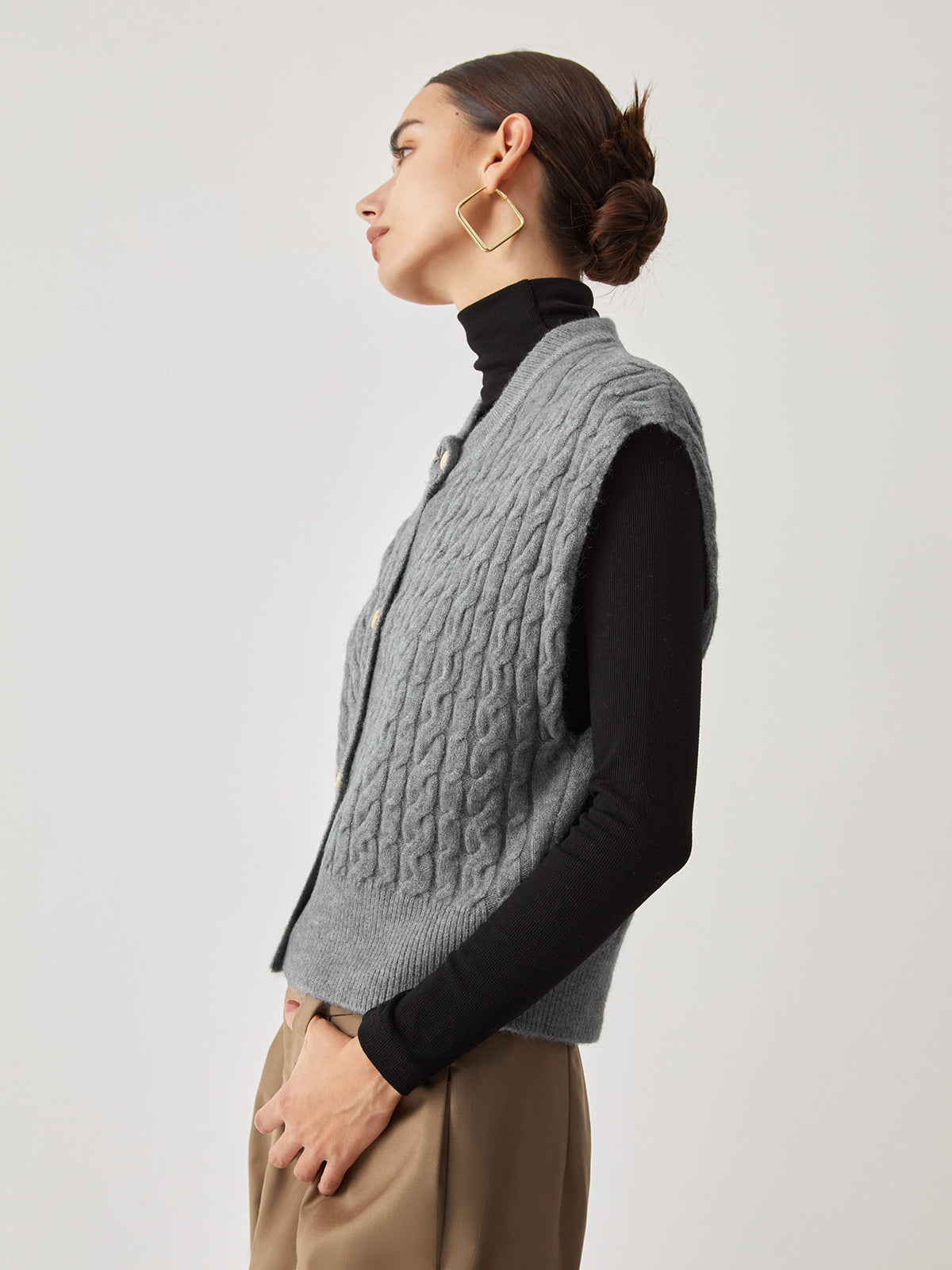 Cable Knit Graceful Button Down Vest