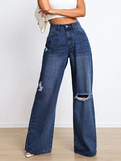 Distressed Details Graceful Denim Boyfriend Jeans