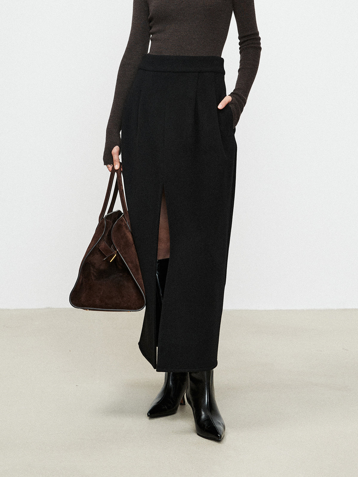 Double Pockets Graceful Slit Maxi Skirt