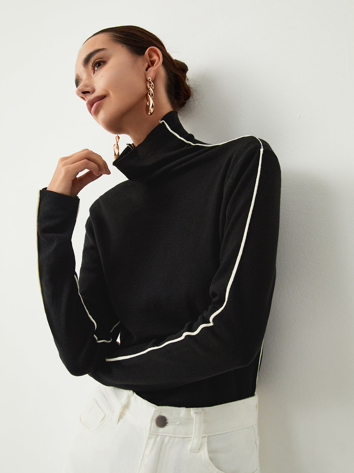 Contrast Piping Turtleneck Trendy Long Sleeve Top