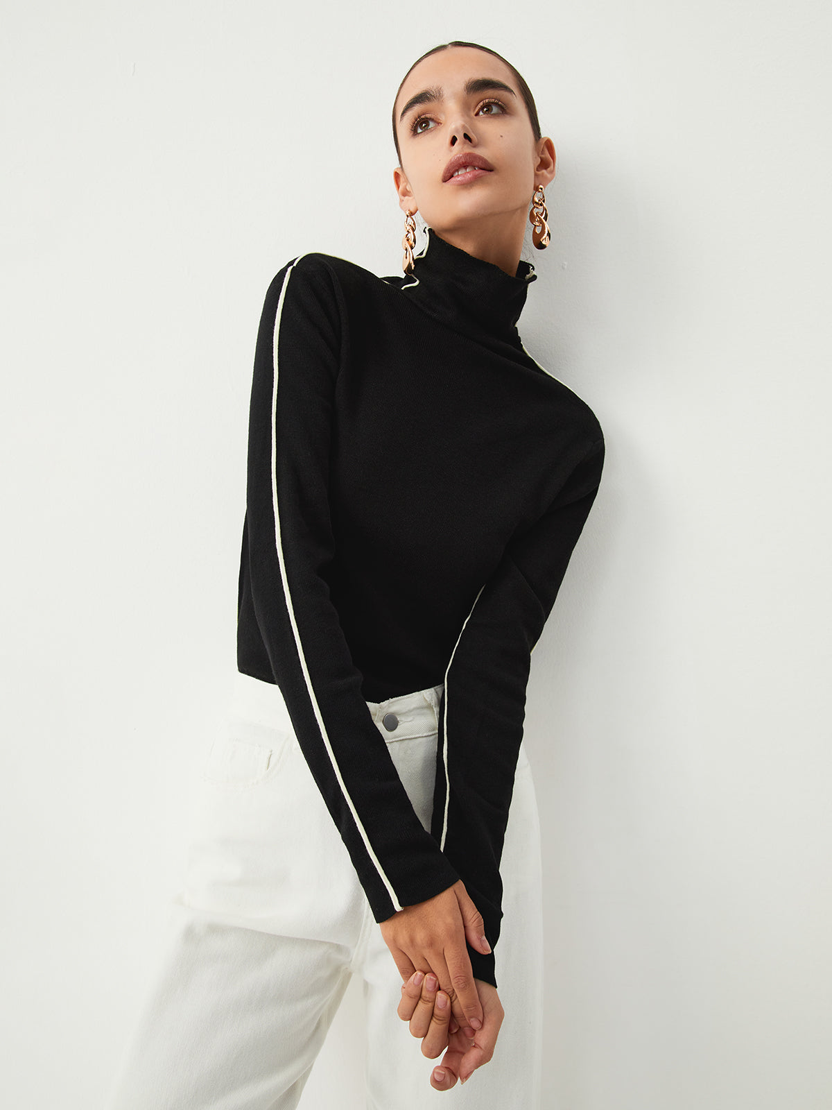 Contrast Piping Turtleneck Trendy Long Sleeve Top