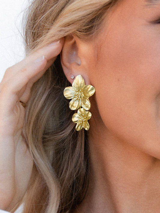 Fashionable Charming Flower-Shaped Earrings