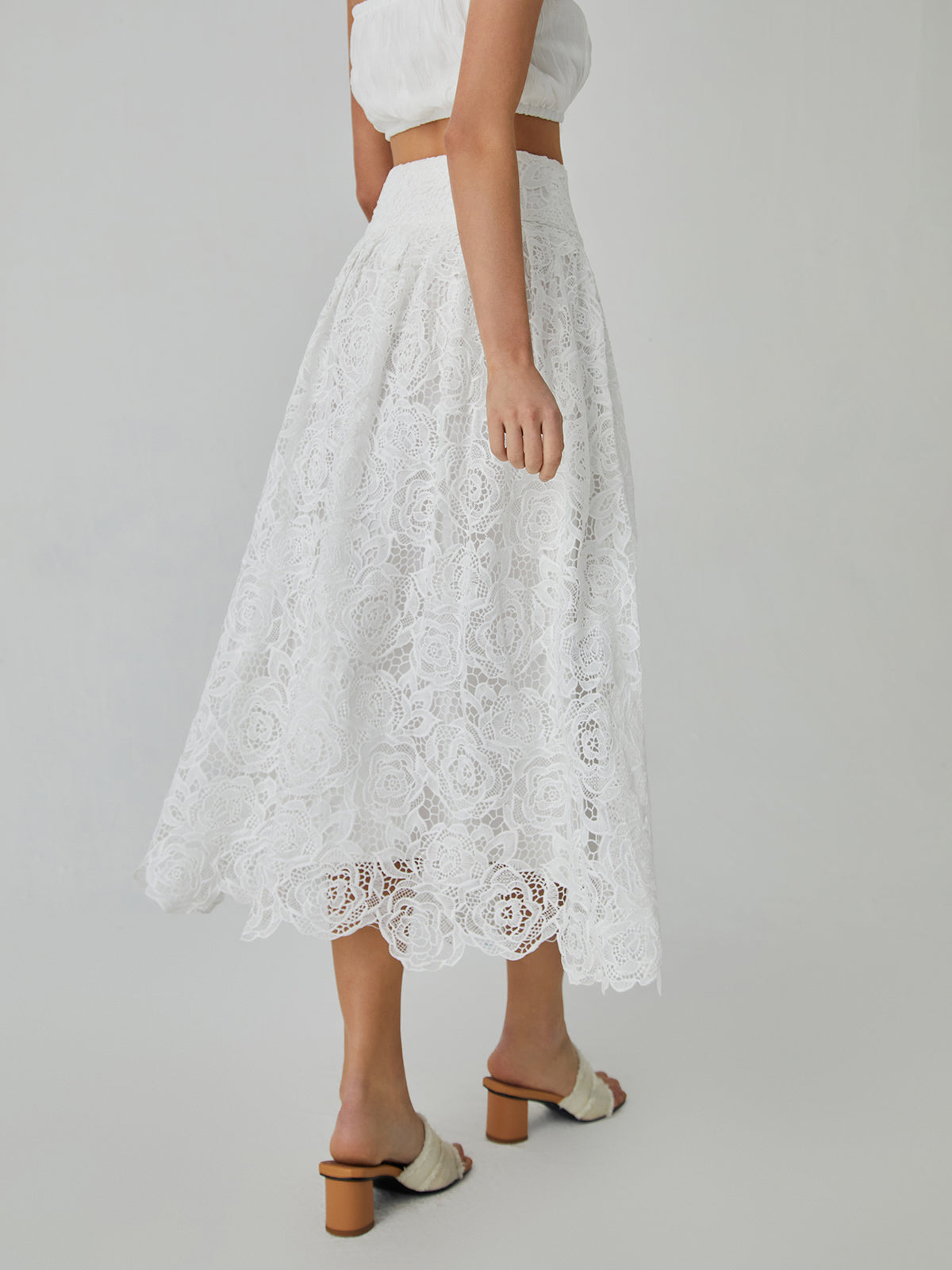 Eyelet Rosebud Graceful Pattern Maxi Skirt