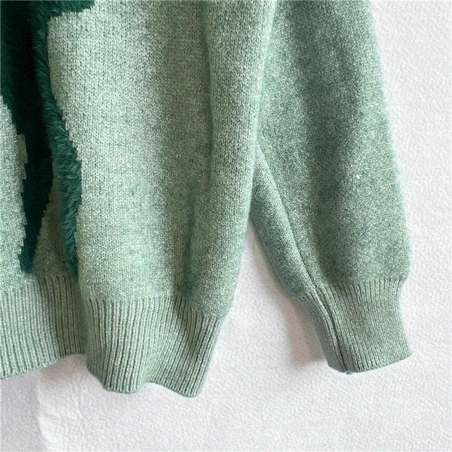 Soft Knitted Christmas Sweater - Warm Casual Pullover