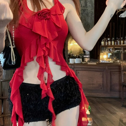 Crop Top mit gesmoktem Neckholder und Rüschen