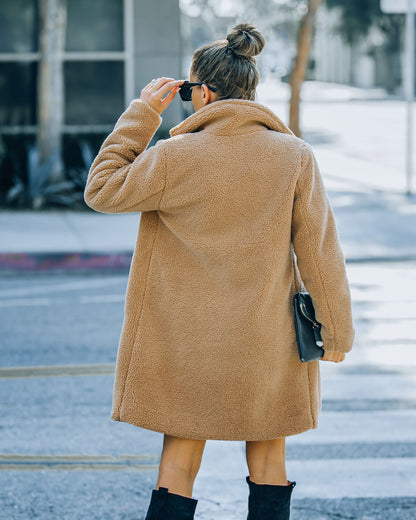 Camel Mountain View Teddy Coat with Pockets