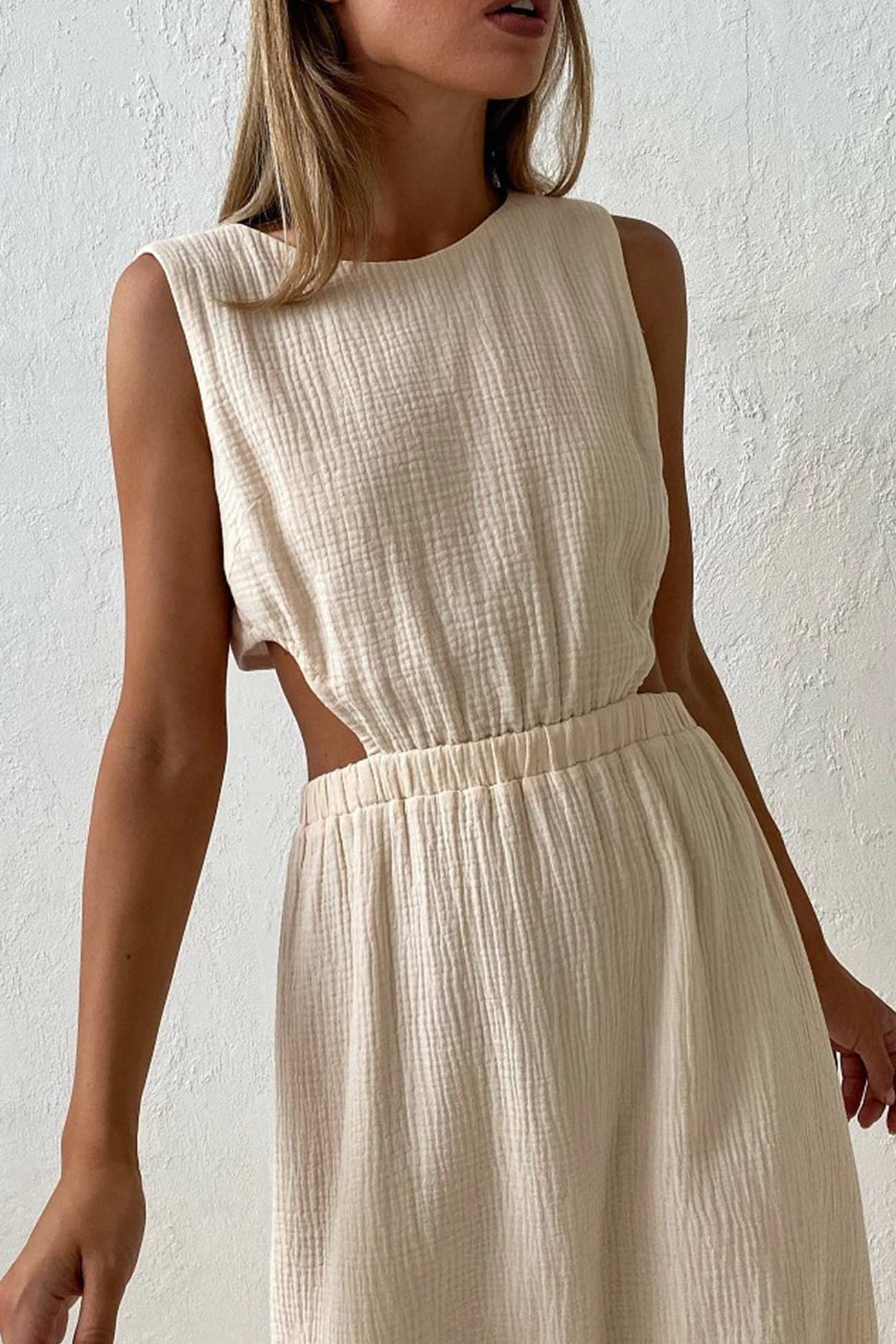 Pleated Tank Dress with Single-breasted Closure and Bare Waist