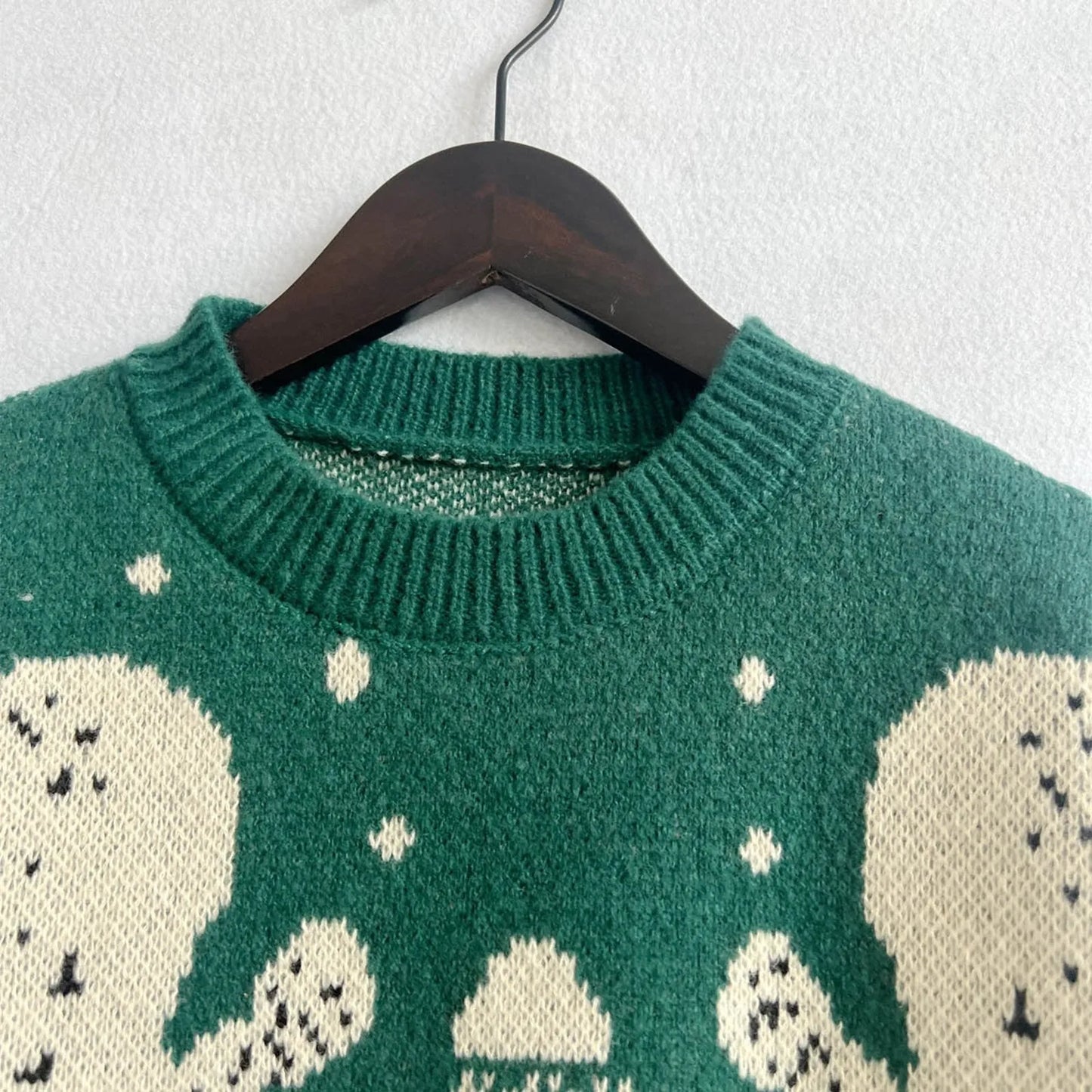 Long Sleeve Elk Snowflake Pattern Loose Knit Christmas Sweater