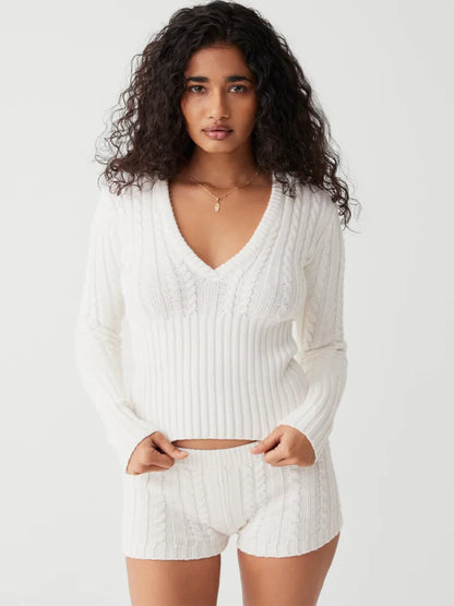 Long Sleeve Knitted V-Neck Graceful Hooded Sweater And Shorts Set