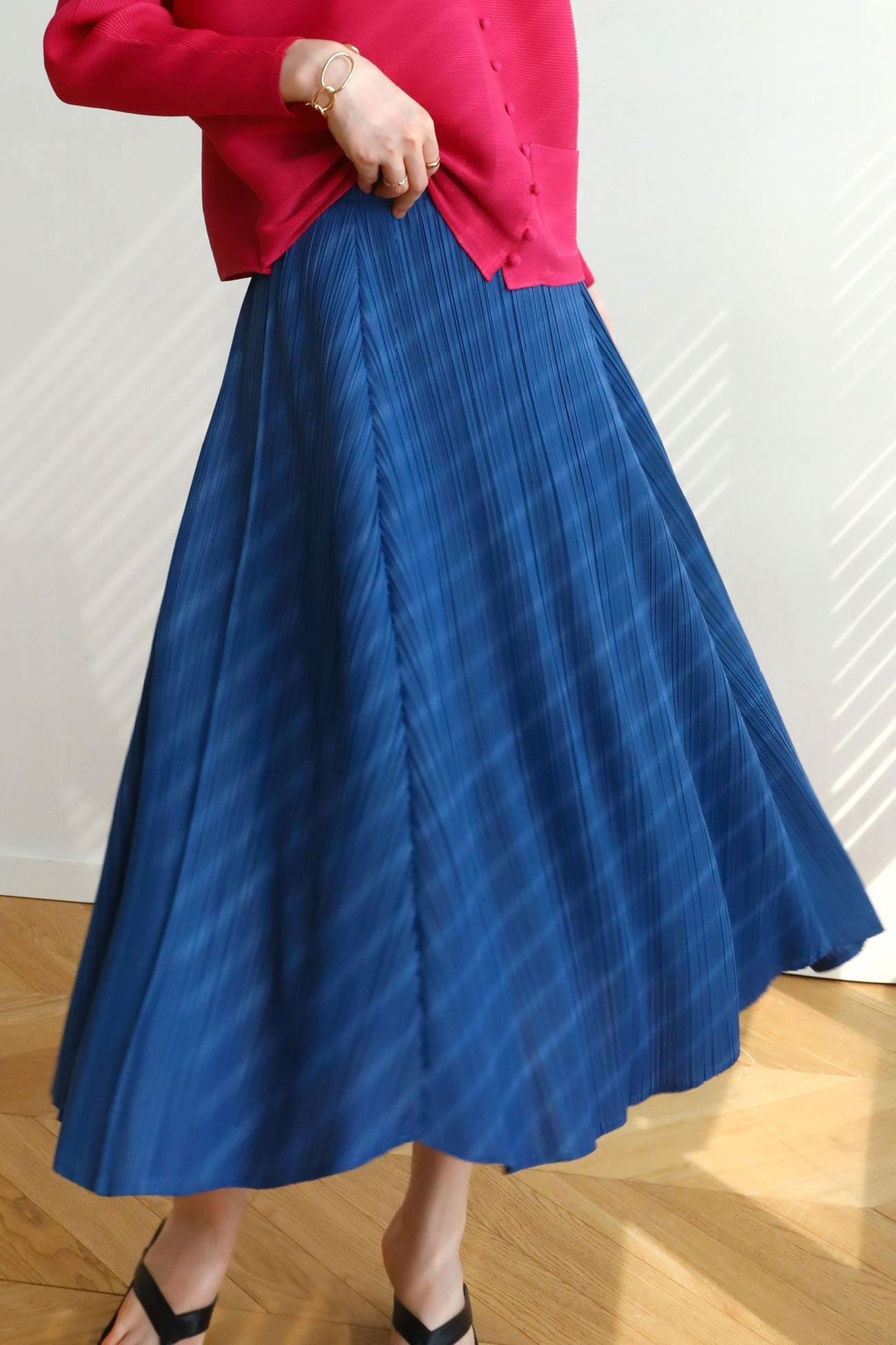 Pleated High Waist Skirt - Solid Color