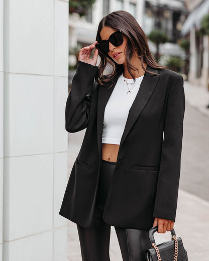 Pocketed Blazer in Black