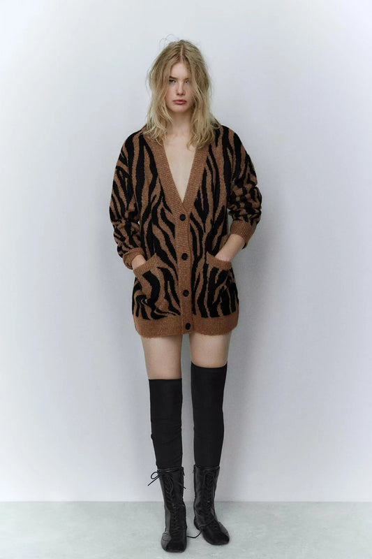 Animal Jacquard V-neck Long Sleeve Cardigan