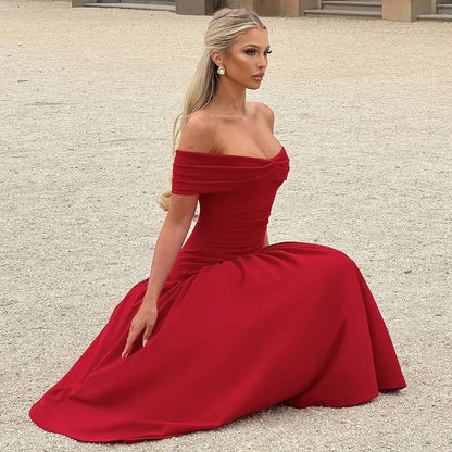 Elegant Backless Patchwork Long Red Sleeveless Bandeau Solid Pleated Wide Skirt Christmas Party Dress