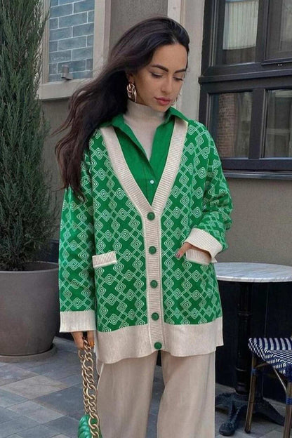 V Pattern Geometric Neck Cardigan